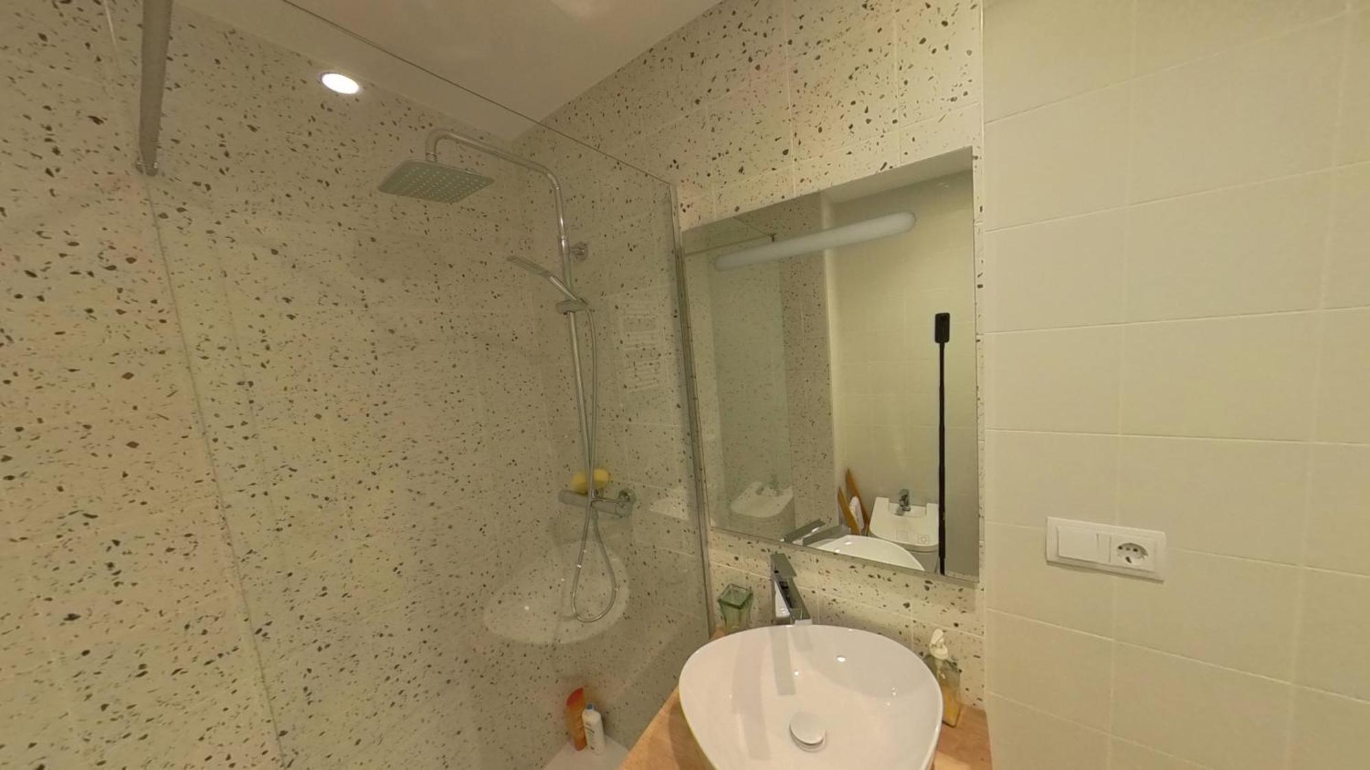 Hadar Deluxe - Tucasaenlospirineos Escarrilla Bagian luar foto
